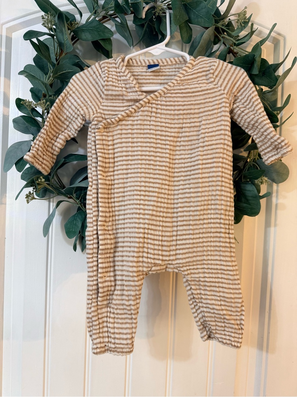 💫10/$25 • Old Navy Long-Sleeve Double-Weave Wrap-Front One-Piece Jumpsuit